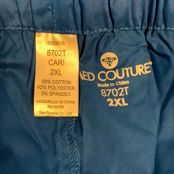 NWT 2 pair Scrubs Med Couture style 8720Tall, Men's 7 Pocket Cargo Pant - Picture 2 of 5